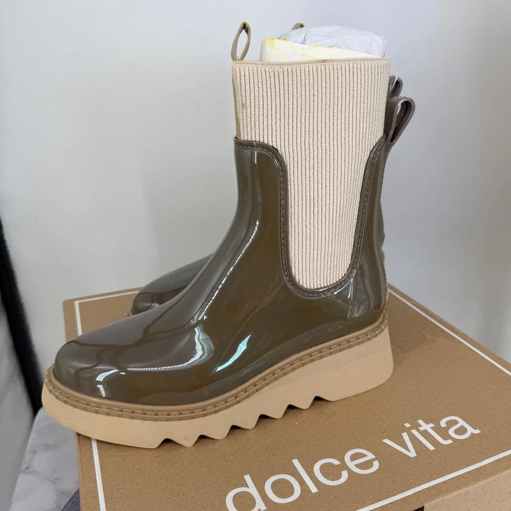Dolce Vita Tropic H2O Rain Boots Women 8 Dark Moss Patent Stella Waterproof Lug‎